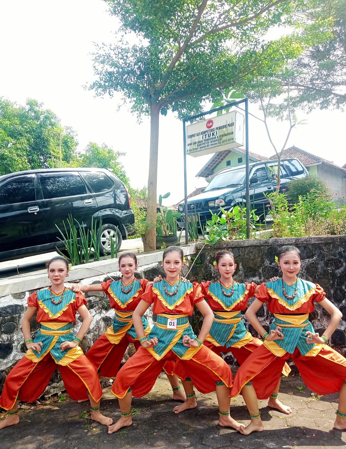 Performa Seni Tari - Foto Baru